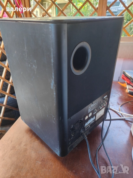 Аудио система Philips Голям бас със 2 колонки, снимка 1