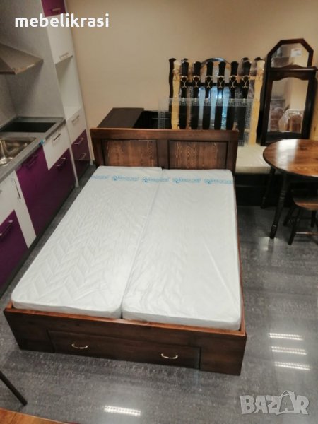 Спалня  с три чекмеджета-МАСИВ в цвят !, снимка 1