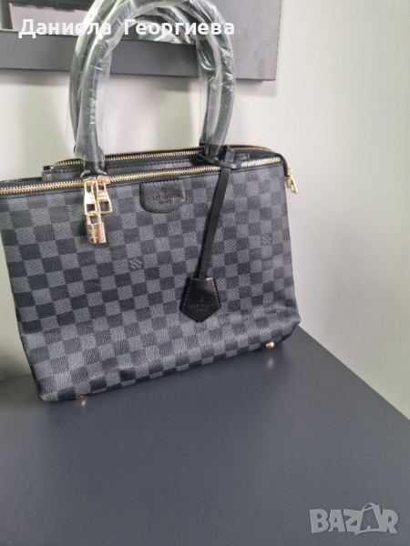 Дамска чанта Louise Vuitton , снимка 1