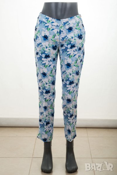Дамски панталон в бяло и синьо с принт на цветя Moodo - XS, снимка 1