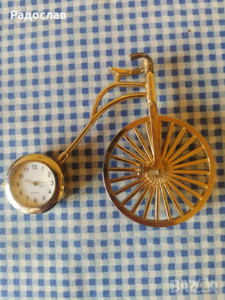 настолен часовник с формата на велосипед , снимка 1