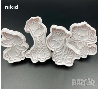 4 бр животни заек зебра жираф маймуна пластмасови форми резци с бутало за сладки фондан бисквитки, снимка 1