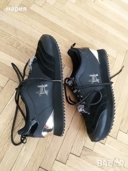 Оригинални спортно елегантни кецове Cruyff, снимка 1