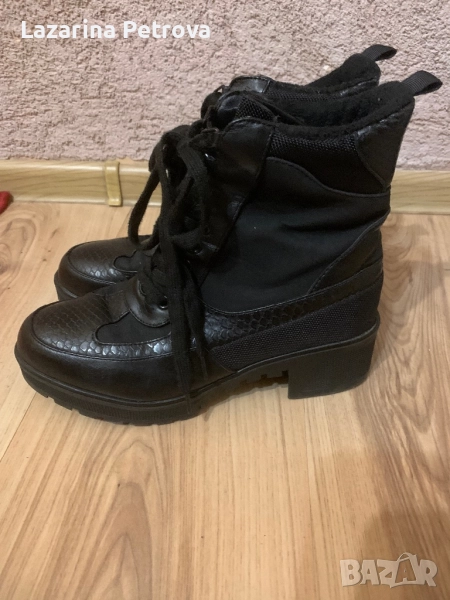 Боти , снимка 1