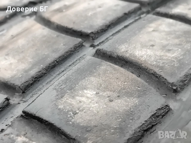 Гуми 215 70 15 C Ц Вредещайн Vredestein 2 броя - нов внос. Не са нови!, снимка 2 - Гуми и джанти - 53928577