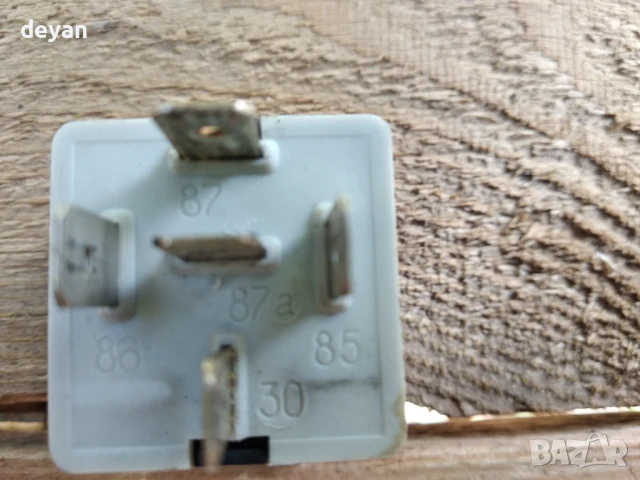 Модул и Реле за  Климатроник audi b4, снимка 4 - Части - 50729865