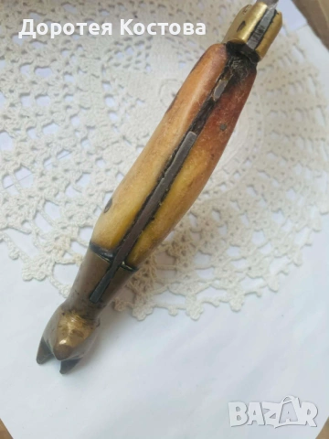 Красив стоманен н0ж с месинг и глава на куче, снимка 8 - Антикварни и старинни предмети - 53989159