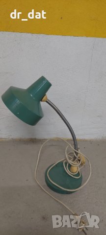Стара медицинска лампа