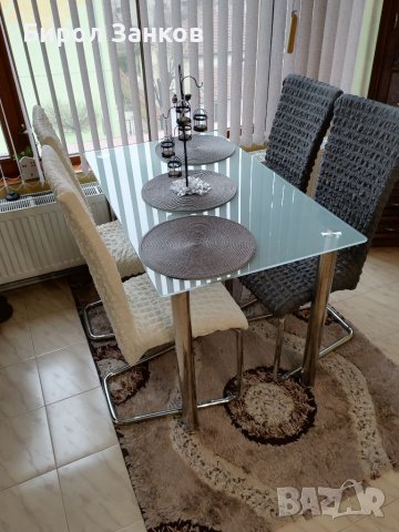 Продавам маса с 4 стола, снимка 1 - Маси - 39488423
