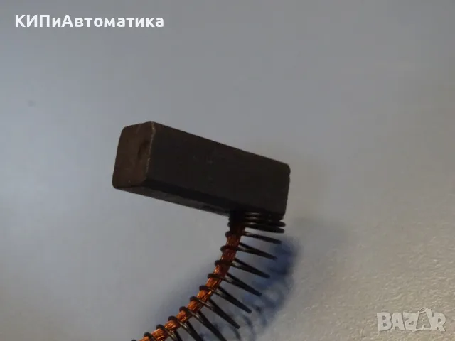 четка въглено-графитна 10х10х28 mm / 16х23х9 mm с пружина, снимка 3 - Резервни части за машини - 49283628