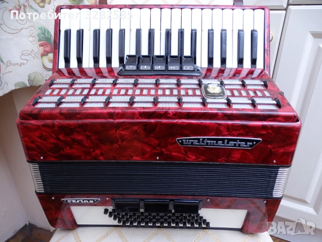 НОВ акордеон Велтмайстер Серино 60 баса ., снимка 3 - Акордеони - 52527085
