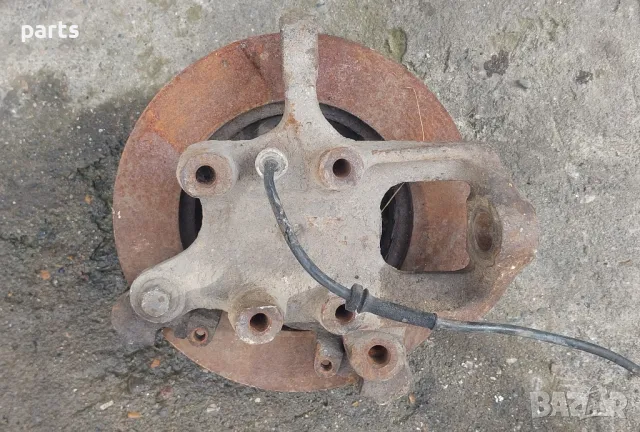 Предна Лява Главина Мерцедес Спринтер (Н) - VW LT, снимка 3 - Части - 49877811