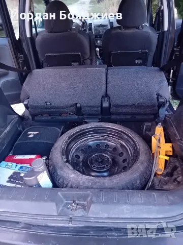Nissan Note 2006, снимка 9 - Автомобили и джипове - 56068093