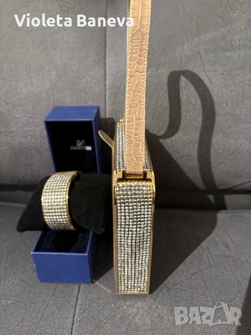 оригинален лимитиран, винтидж комплект Swarovski, включващ елегантна дамска чанта и гривна, снимка 15 - Бижутерийни комплекти - 53306797