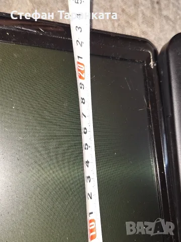 DVD player със два монитора , снимка 3 - Плейъри, домашно кино, прожектори - 56272337