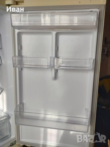 Хладилник с фризер Samsung RB31FERNDEF, снимка 10 - Хладилници - 52508997