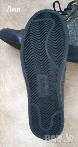 Кецове Emporio Armani 37 номер, снимка 3 - Кецове - 42670909