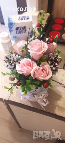 ухаещи луксозни рози за Вашият празник, снимка 8 - Изкуствени цветя - 35453215