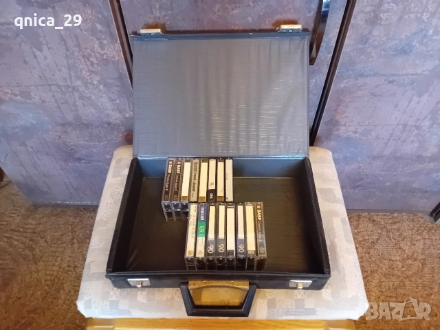 Куфарче за съхранение на 40 броя аудио касети
