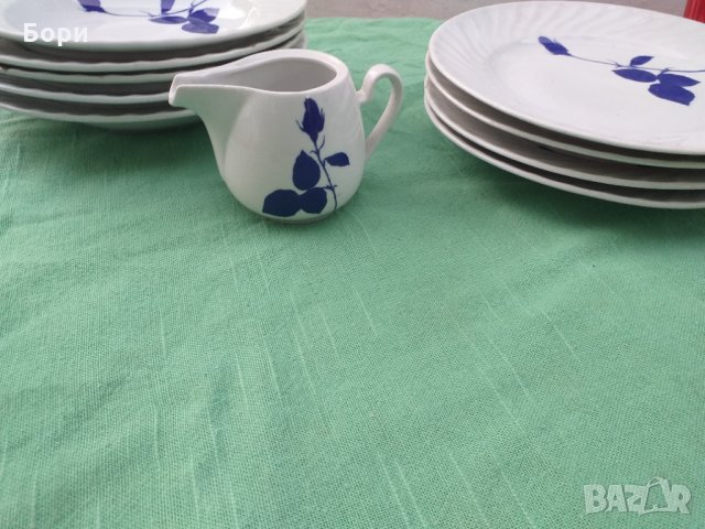 Български порцелан чинии и каничка, снимка 5 - Чинии - 34542134
