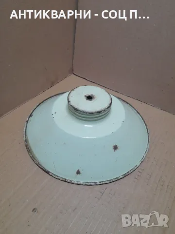 Соц Стара Емайлирана Лампа., снимка 2 - Антикварни и старинни предмети - 49029774