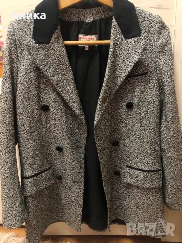 Дамско сако, снимка 3 - Сака - 36720137