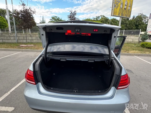 Mercedes E350, снимка 13 - Автомобили и джипове - 50842357