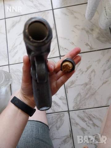 Пистолет Макаров - шише от алкохол, снимка 3 - Други - 50913566