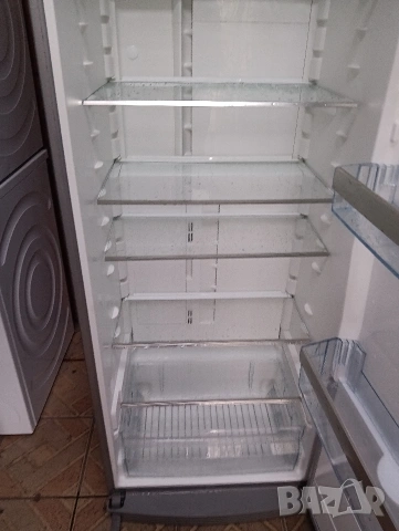 Огромен иноксов хладилник който прави газирана вода Аег Aeg с две години гаранция!, снимка 11 - Хладилници - 53895358