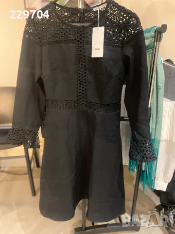 Нова дамска рокля с дълъг ръкав и дантела