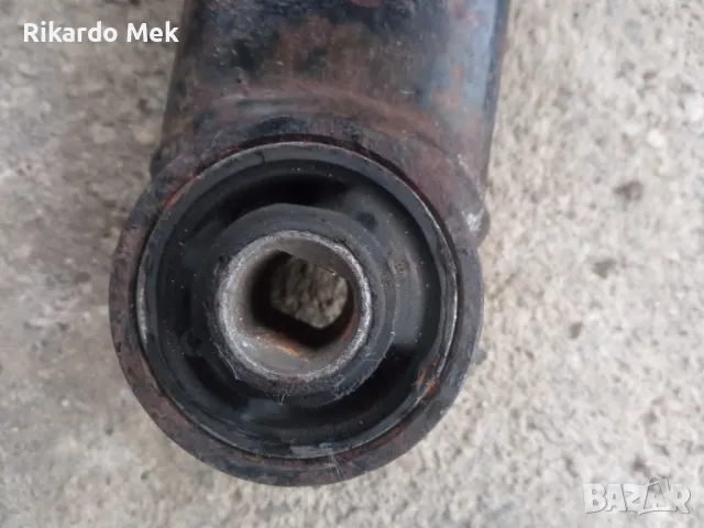 носач за Мазда примаси 323 ф с, снимка 4 - Части - 48172588