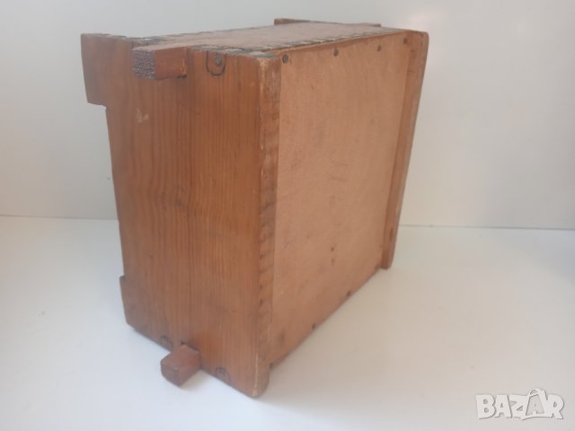 Стара дървена ръчно рисувана кутия, снимка 6 - Колекции - 42924972