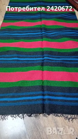 вълнена ръчно  тъкана покривка или  пътека, снимка 1