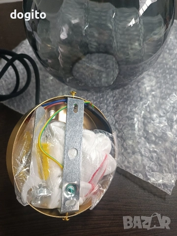 Полилей опушено стъкло и злато/месинг, снимка 6 - Полилеи - 54065748