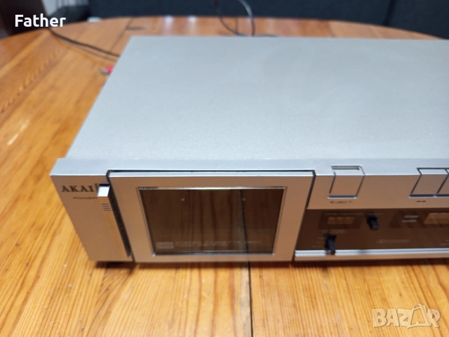 Стерео касетен дек Akai CS-F110, снимка 6 - Декове - 53354655