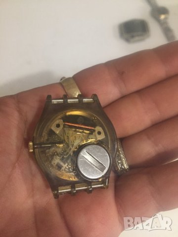 Часовник Swatch Не е тестван , снимка 4 - Антикварни и старинни предмети - 30238128