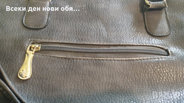 Дамска чанта - еко кожа, снимка 2 - Чанти - 30108909