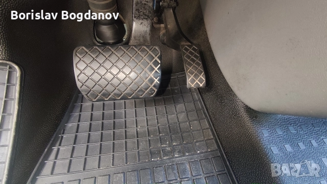 Фолксваген Т5, снимка 13 - Бусове и автобуси - 52970804