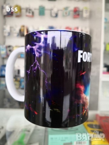 Бяла порцеланова чаша с изображение от компютърната игра FORTNITE, снимка 3 - Чаши - 29275188