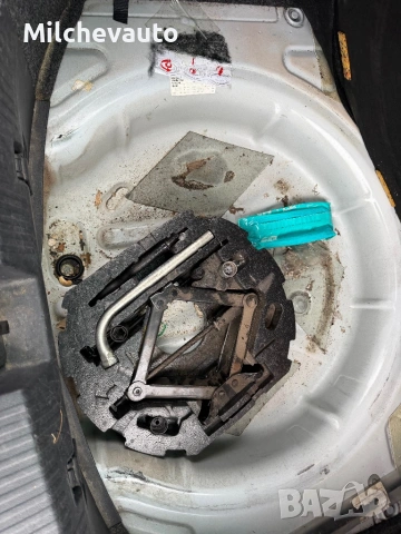 Фв бийтъл 2.0тди на части / vw beetle 2.0tdi , снимка 10 - Автомобили и джипове - 53968566