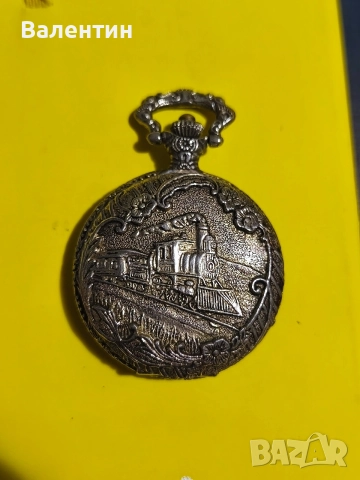 Джобен часовник  с локомотив 