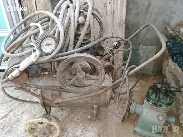 компресор за въздух , снимка 2 - Компресори - 51107668