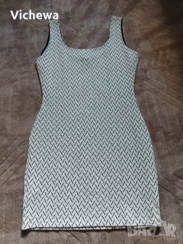 Рокля mango, снимка 4 - Рокли - 52202332