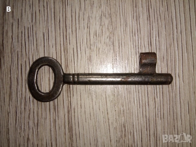 Стари ключове за брава и гардероб от соца , снимка 4 - Антикварни и старинни предмети - 50595630