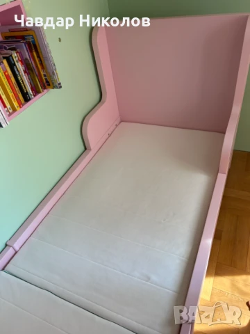 Продавам легло за малки и по-големи принцеси. 