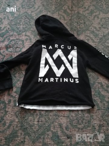 Къси горнища, снимка 2 - Детски анцузи и суичери - 36728757