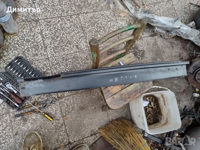 Праг Вътрешен Преден Десен За Фолксваген Голф 3 / VW Golf 3, снимка 2 - Части - 52648270