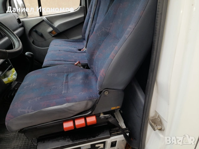 мерцедес 212, снимка 9 - Бусове и автобуси - 53120561