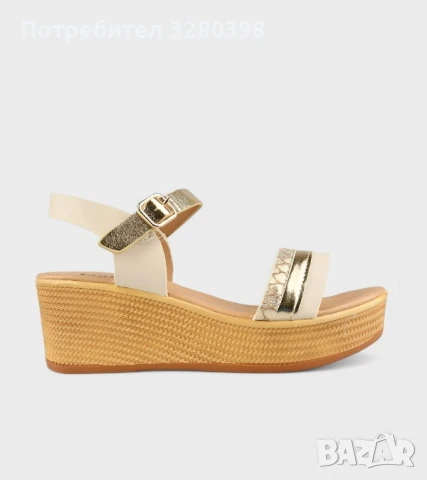 Дамски сандали с олекотена платформа със златисти акценти модел: C5078-3 BEIGE, снимка 2 - Сандали - 51356587