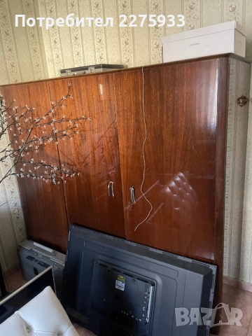 Х.Секция,Гардероби 2 броя стари модели,тежки и огромни.Спалня стара полирана, снимка 3 - Гардероби - 51556697